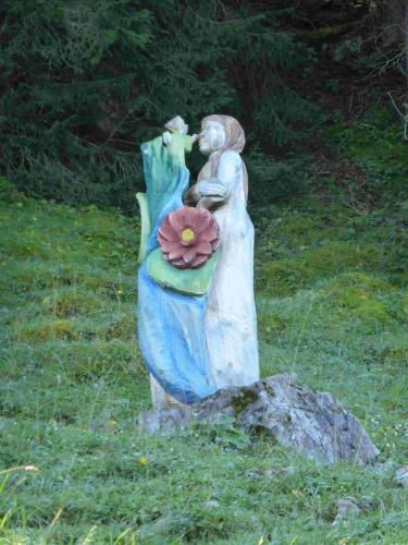 5C9AE325-4685-42FA-902B-F0842809B8CA