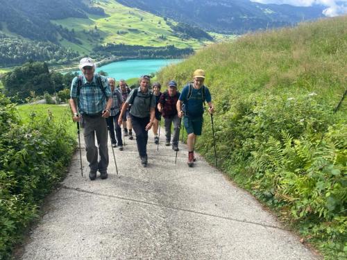 7467E20D-7FAB-42C7-976E-2C54CFE467CE