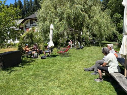 b75c8d3c-5484-41df-b152-5f58ca44b6d0